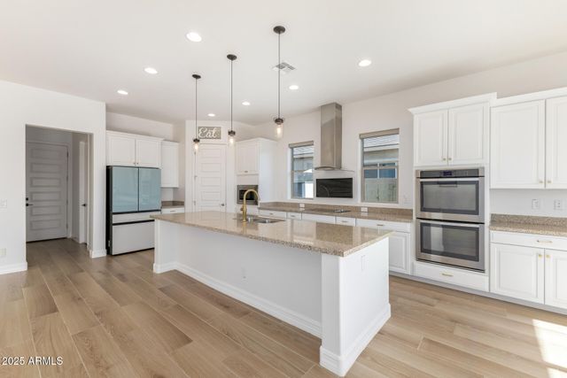 3953 E MIA Lane, Gilbert, AZ 85298