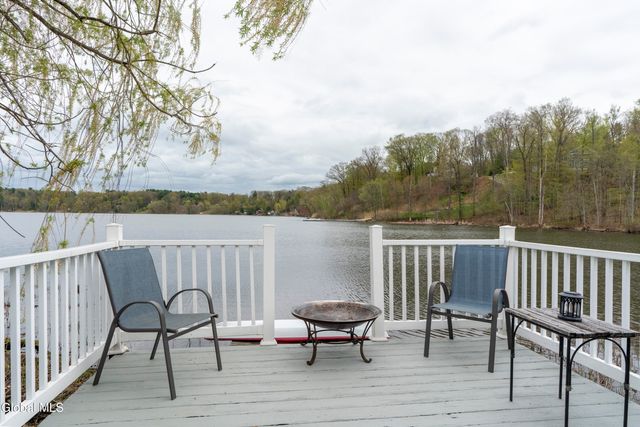 23 Poe Road, Saratoga Springs, NY 12866