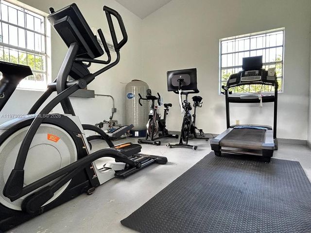 26800 SW 202nd Ave, Homestead, FL 33031