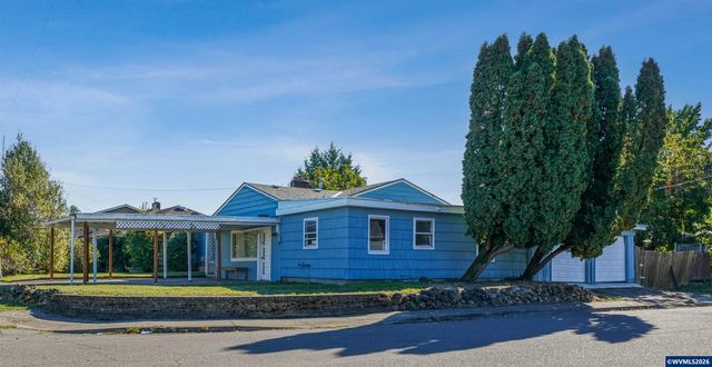 2806-2808 Livingston St NE, Salem, OR 97301