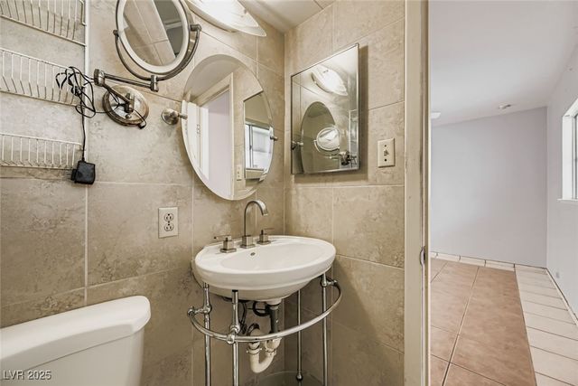 908 Rockaway Street, Las Vegas, NV 89145