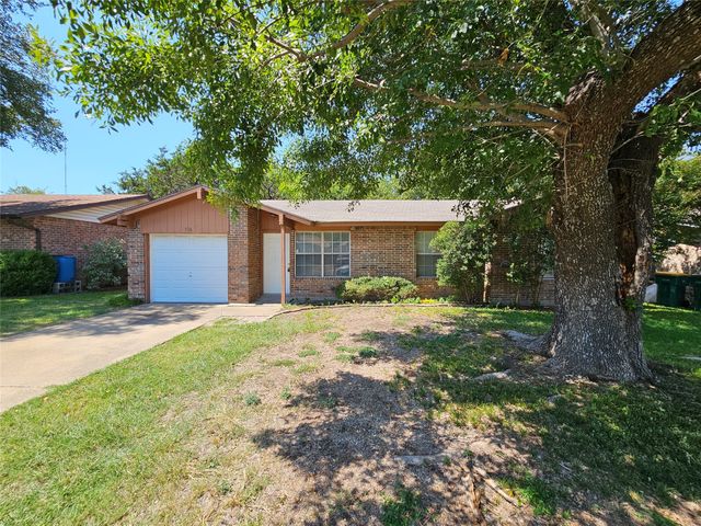 736 Lisa Lane, Cedar Hill, TX 75104
