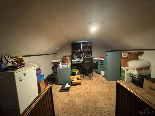 1740 Garden Lane, Cincinnati, OH 45237