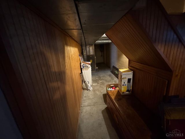 1740 Garden Lane, Cincinnati, OH 45237