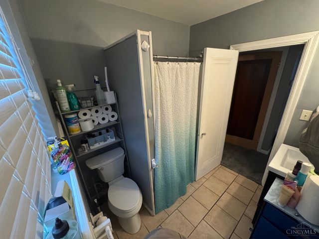 1740 Garden Lane, Cincinnati, OH 45237