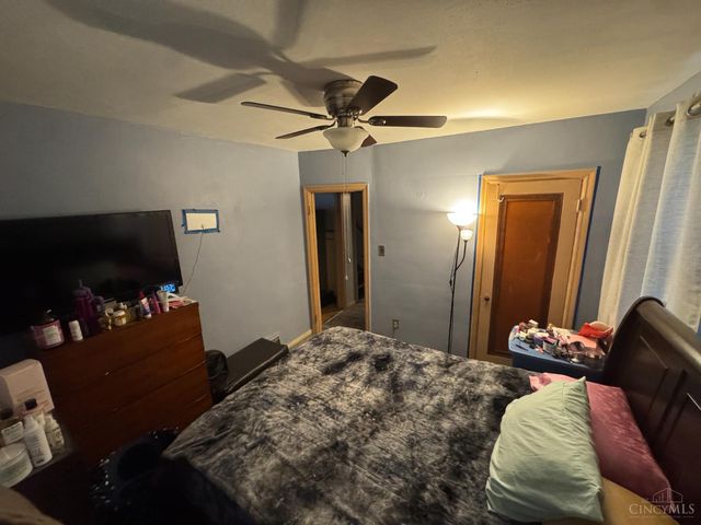 1740 Garden Lane, Cincinnati, OH 45237