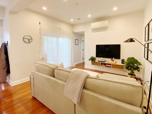 108-110 Webster Street 1F, Boston, MA 02128