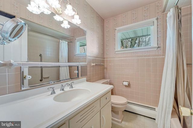 2 CEDAR LN, Pemberton, NJ 08068