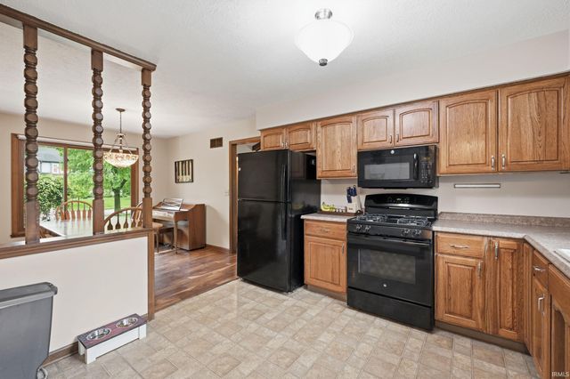 848 Bennett Court, Carmel, IN 46032