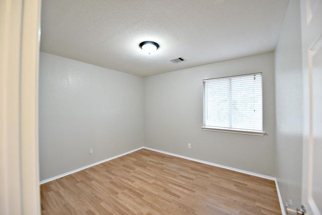 1403 Catalina DR, Leander, TX 78641