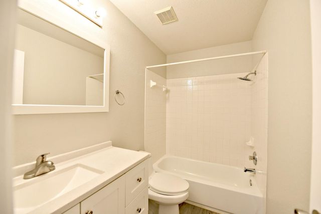 1403 Catalina DR, Leander, TX 78641