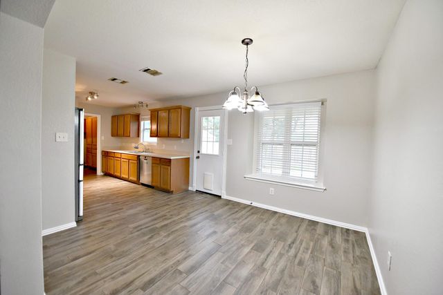 1403 Catalina DR, Leander, TX 78641