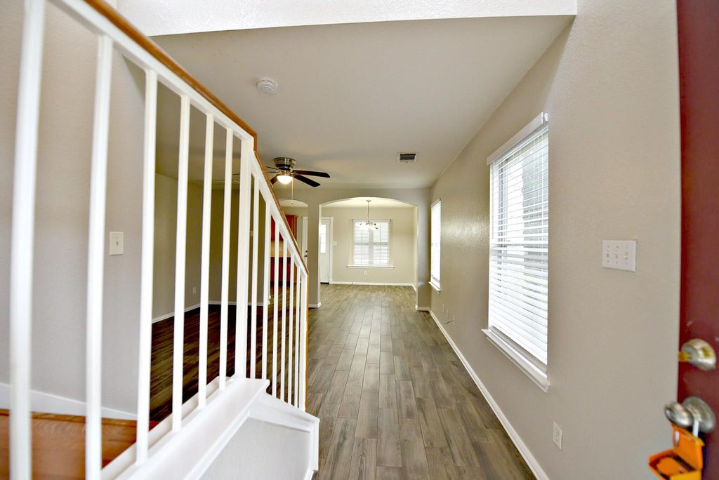 1403 Catalina DR, Leander, TX 78641
