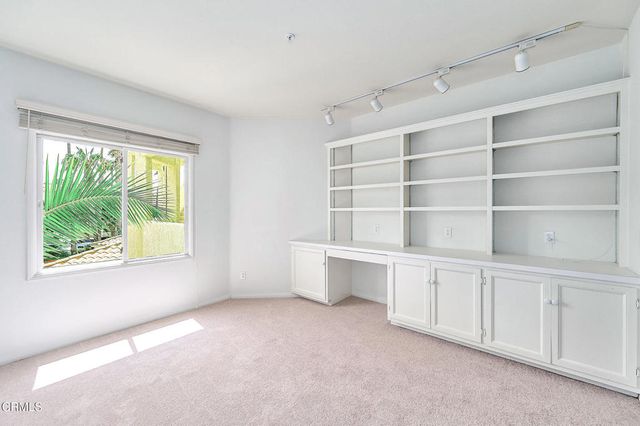 4229 Harbour Island Lane, Oxnard, CA 93035