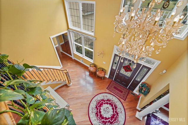 5 Bouvier Lane, South Brunswick, NJ 08816