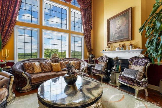 5 Bouvier Lane, South Brunswick, NJ 08816