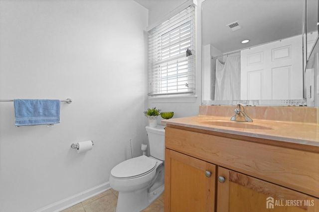 5 Bouvier Lane, South Brunswick, NJ 08816