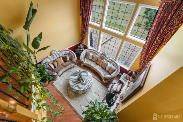 5 Bouvier Lane, South Brunswick, NJ 08816