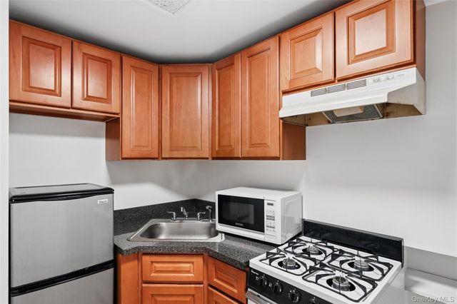 3120 78th Street, East Elmhurst, NY 11370