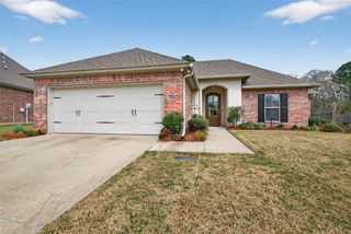 2018 Briar Hollow, Shreveport, LA 71118