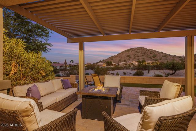 32119 N ECHO CANYON Road, San Tan Valley, AZ 85143