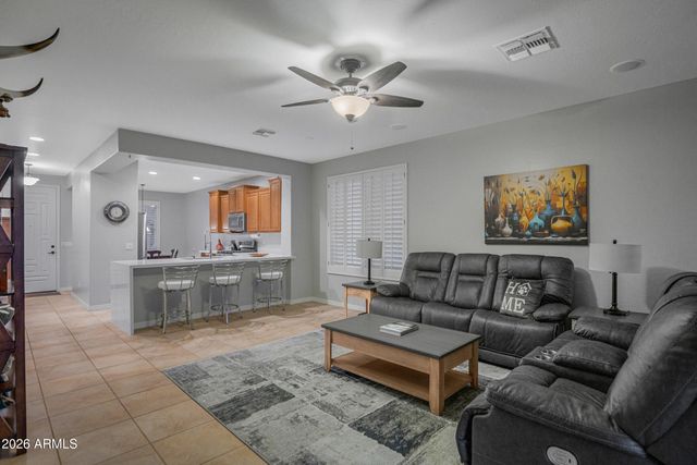 32119 N ECHO CANYON Road, San Tan Valley, AZ 85143