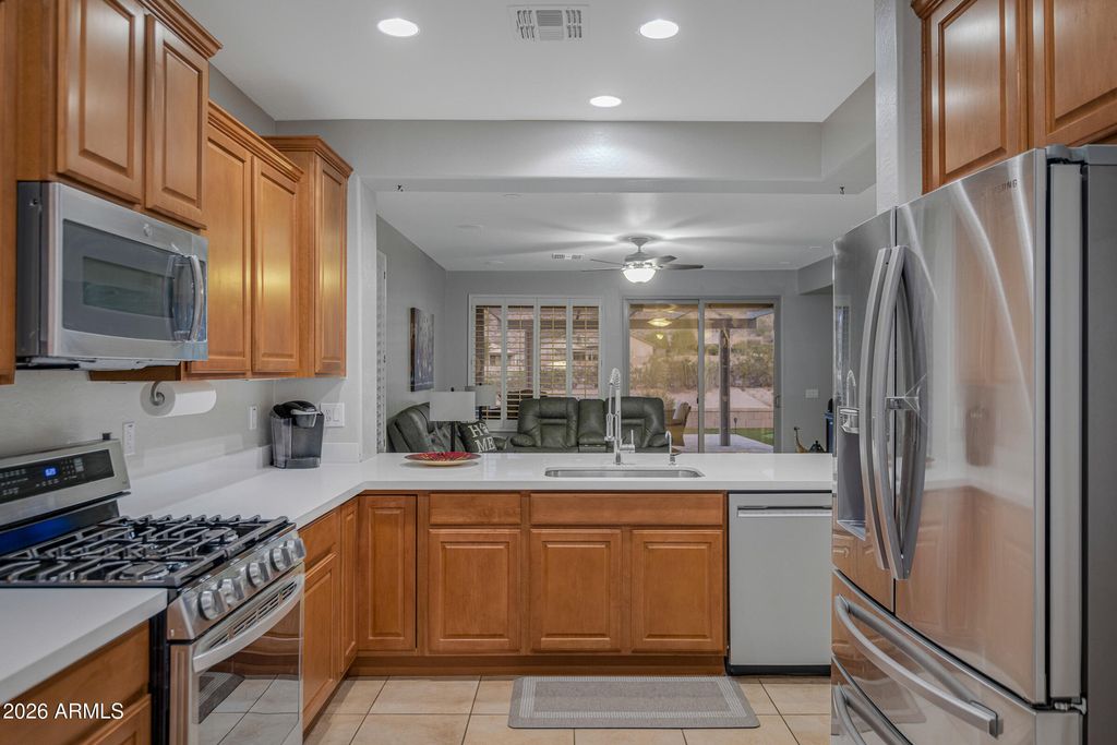 32119 N ECHO CANYON Road, San Tan Valley, AZ 85143 — photo 4