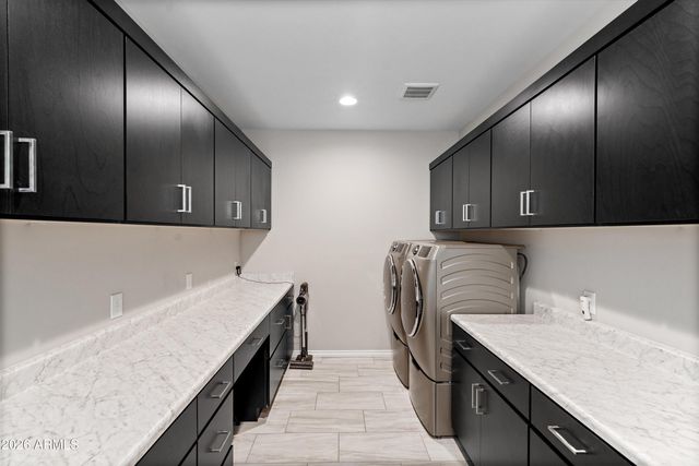 264 E Catalina Lane, Queen Creek, AZ 85140