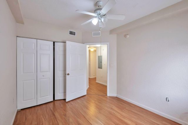 1103 Golden Lakes Boulevard 1013, West Palm Beach, FL 33411