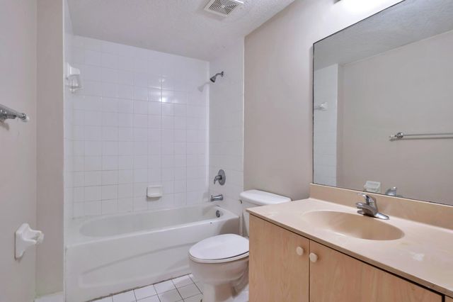 1103 Golden Lakes Boulevard 1013, West Palm Beach, FL 33411