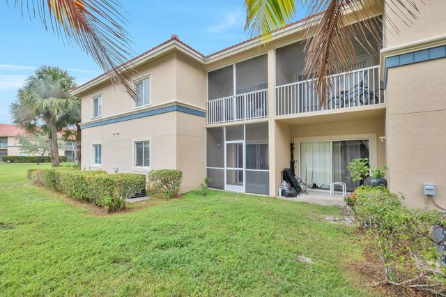 1103 Golden Lakes Boulevard 1013, West Palm Beach, FL 33411