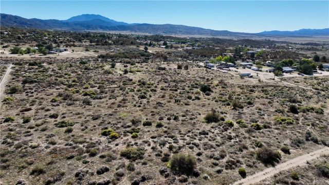 4 Old Forest Rd, Anza, CA 92539