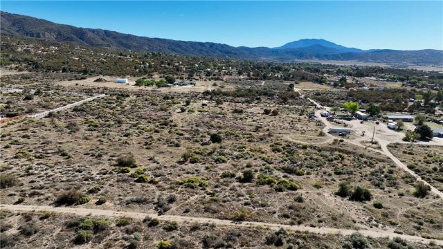 4 Old Forest Rd, Anza, CA 92539