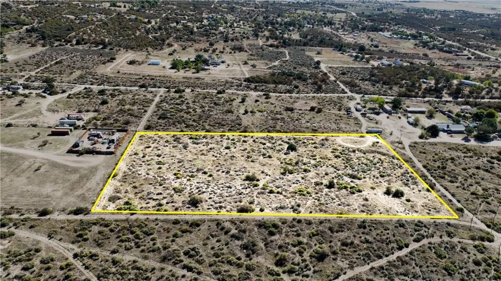 4 Old Forest Rd, Anza, CA 92539