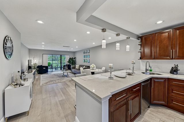 21656 Juego Circle S 23f, Boca Raton, FL 33433