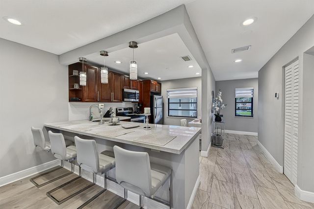 21656 Juego Circle S 23f, Boca Raton, FL 33433