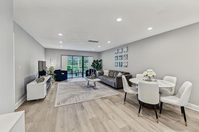 21656 Juego Circle S 23f, Boca Raton, FL 33433