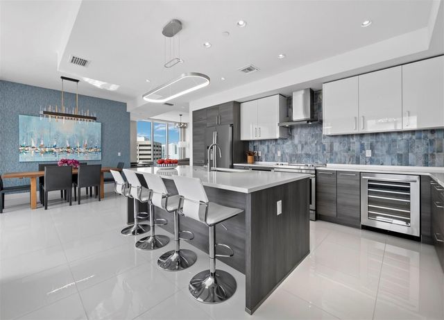 111 S PINEAPPLE AVENUE 1007, Sarasota, FL 34236