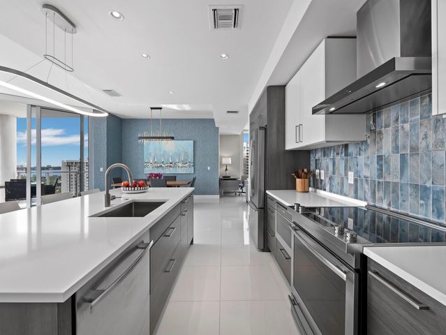 111 S PINEAPPLE AVENUE 1007, Sarasota, FL 34236