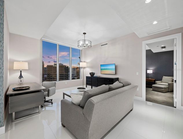 111 S PINEAPPLE AVENUE 1007, Sarasota, FL 34236