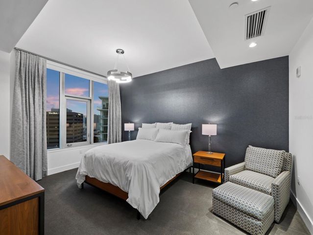 111 S PINEAPPLE AVENUE 1007, Sarasota, FL 34236