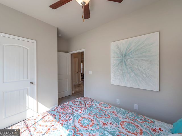 142 Fair Oak Lane, Calhoun, GA 30701