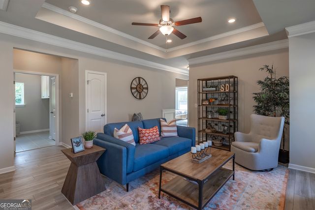 142 Fair Oak Lane, Calhoun, GA 30701