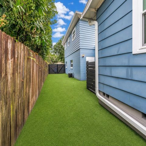 3935 BURLINGTON AVENUE N, St Petersburg, FL 33713