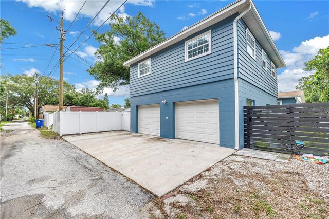 3935 BURLINGTON AVENUE N, St Petersburg, FL 33713