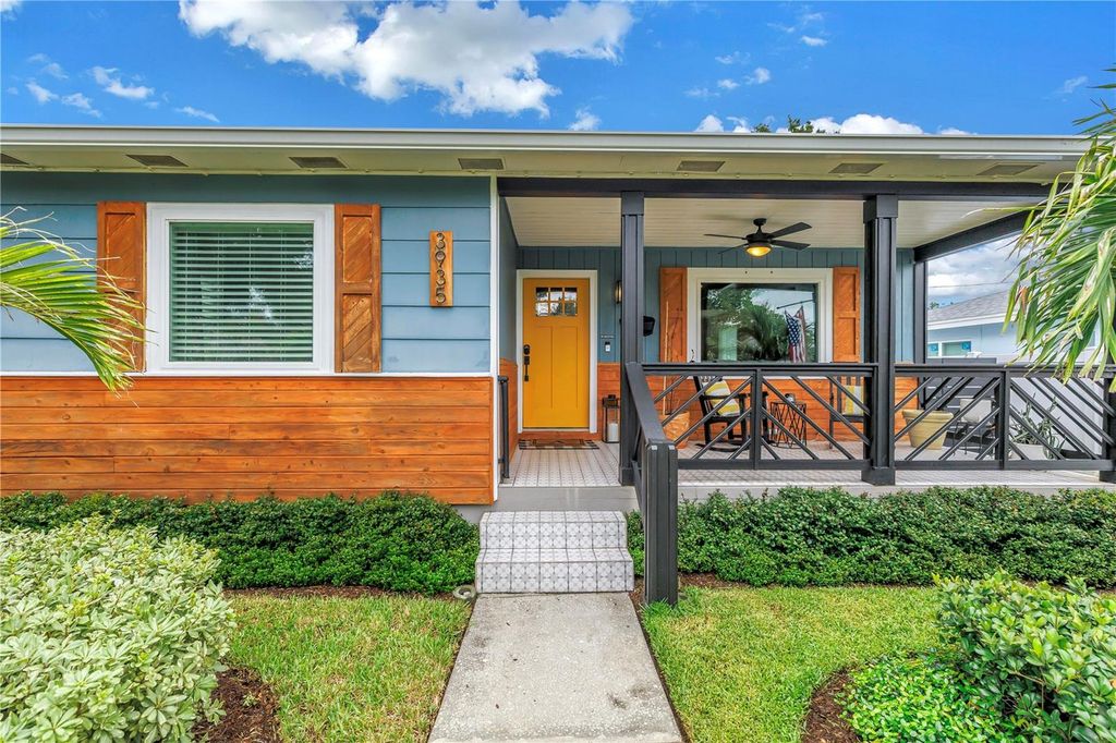 3935 BURLINGTON AVENUE N, St Petersburg, FL 33713
