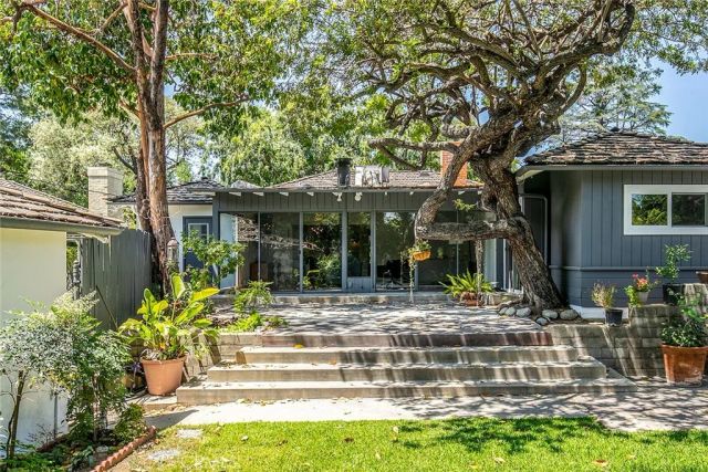 1900 Sycamore Drive, San Marino, CA 91108