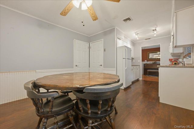 1270 Dahlia Lane, Wantagh, NY 11793