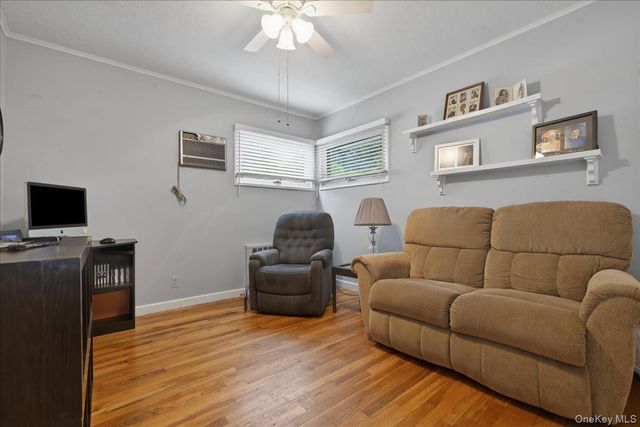 1270 Dahlia Lane, Wantagh, NY 11793
