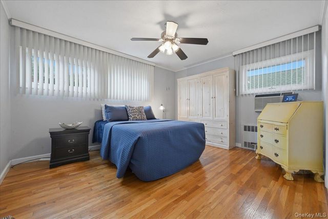 1270 Dahlia Lane, Wantagh, NY 11793